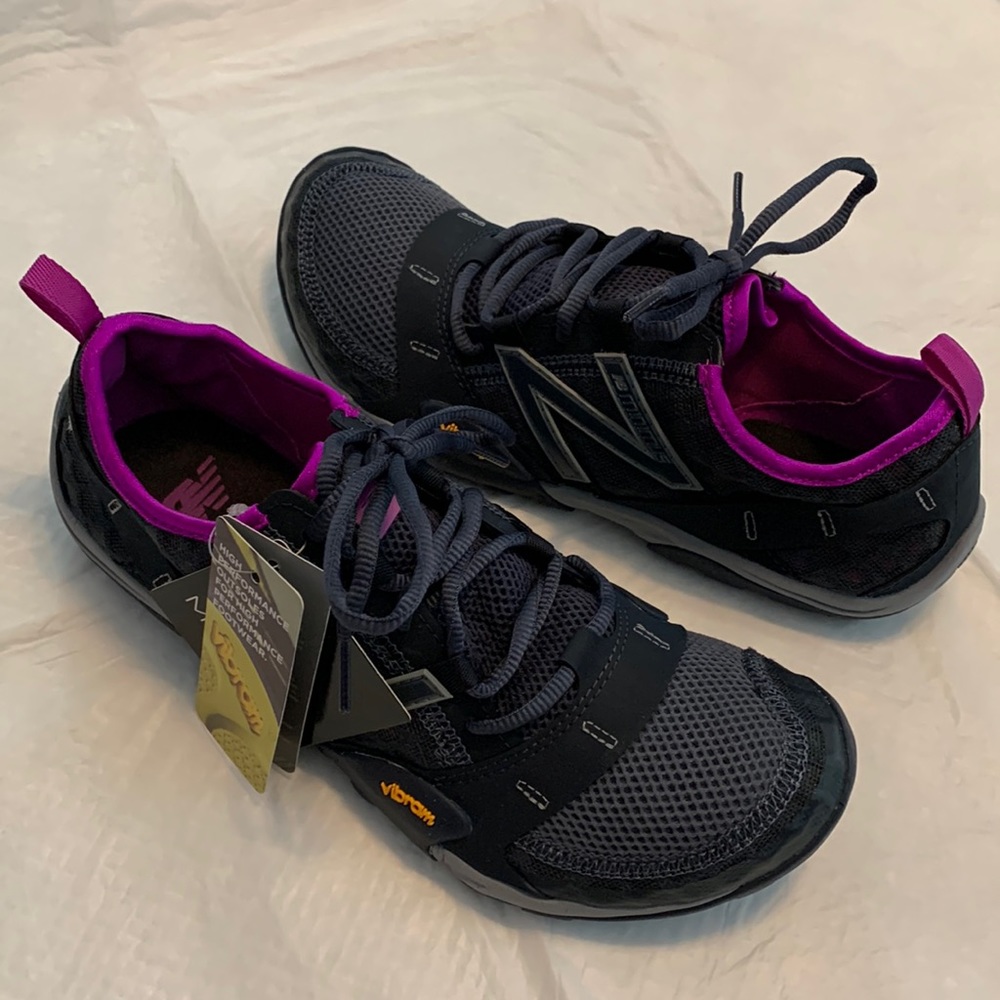 Women’s New Balance Minimus 10v1 shoes 9.5 B